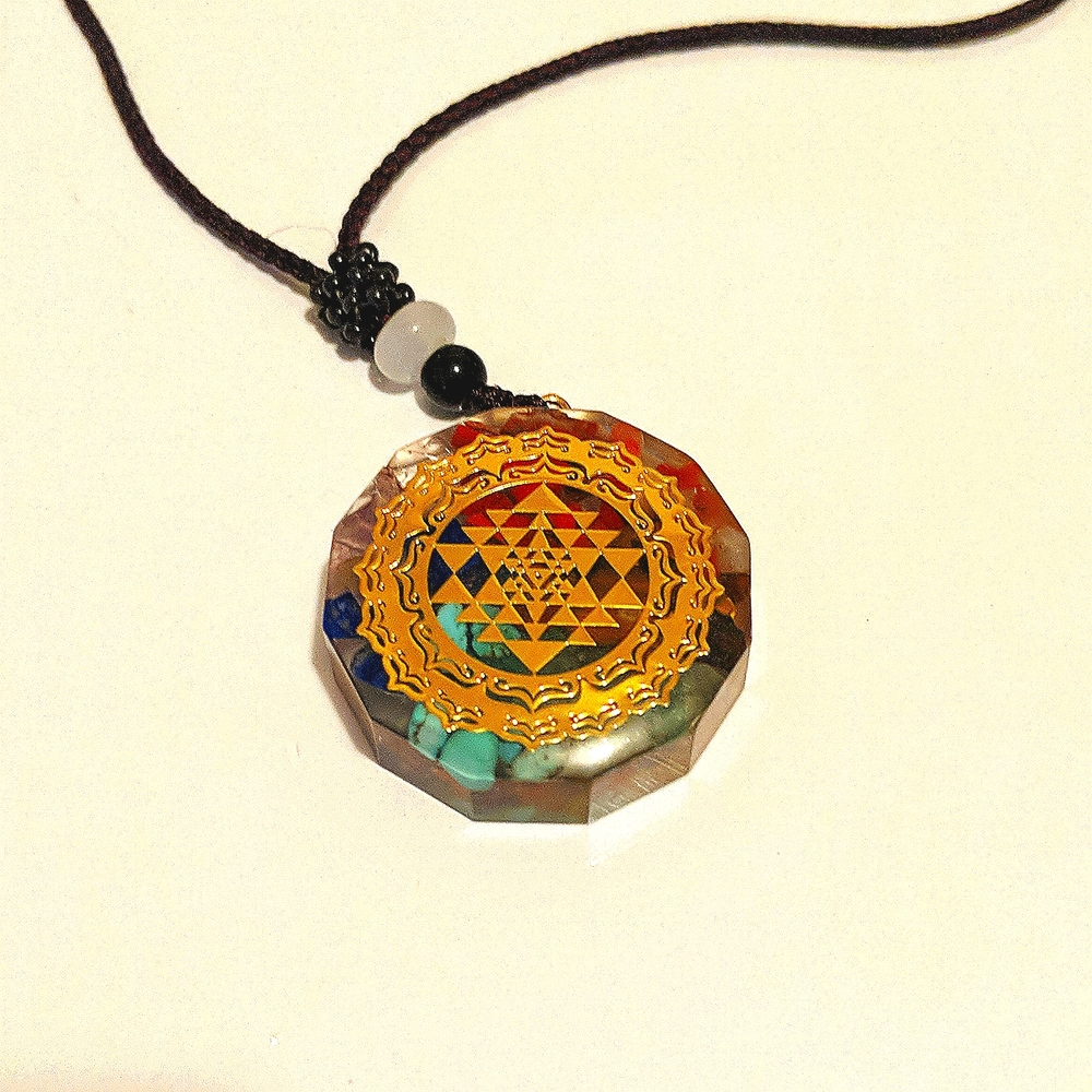 Beaded Chakra Necklace with 92.5% sterling silver chain and a wooden jewelry box - Picture 3 of 8